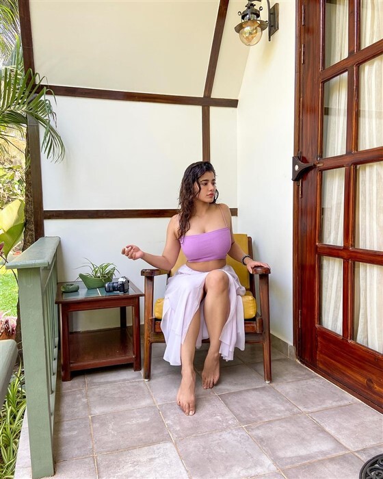 Actress Ketika Sharma photos