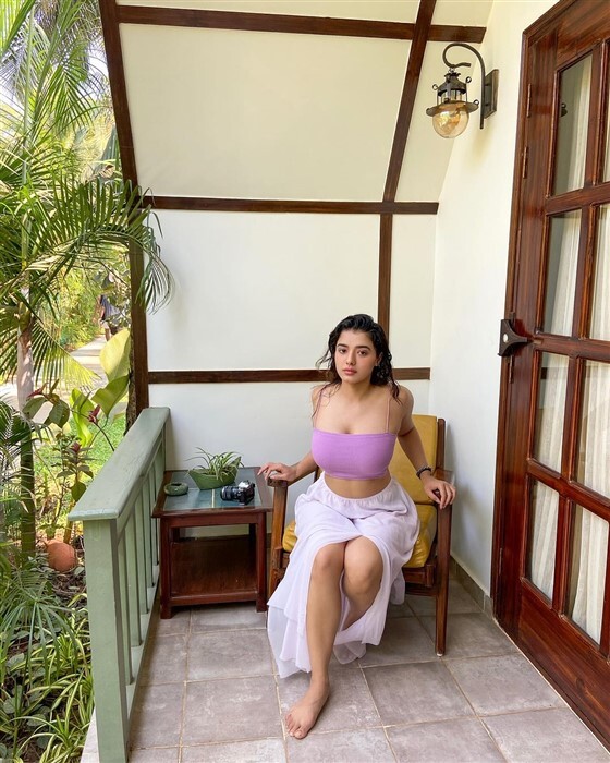 Actress Ketika Sharma photos