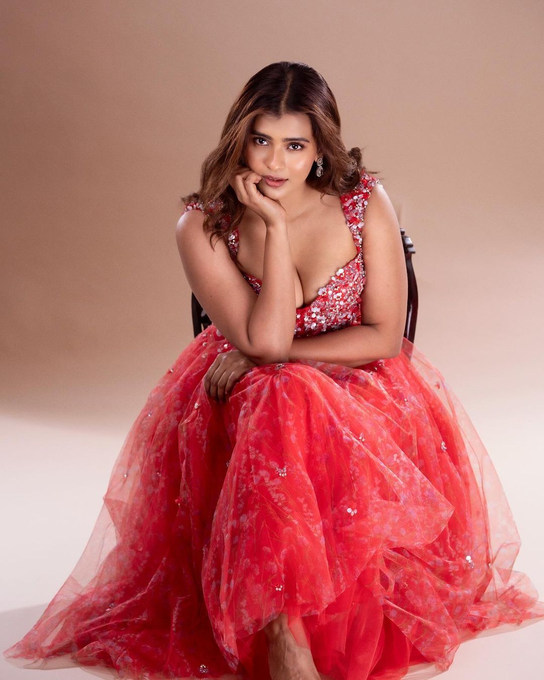 Hebah Patel Galmouros photos