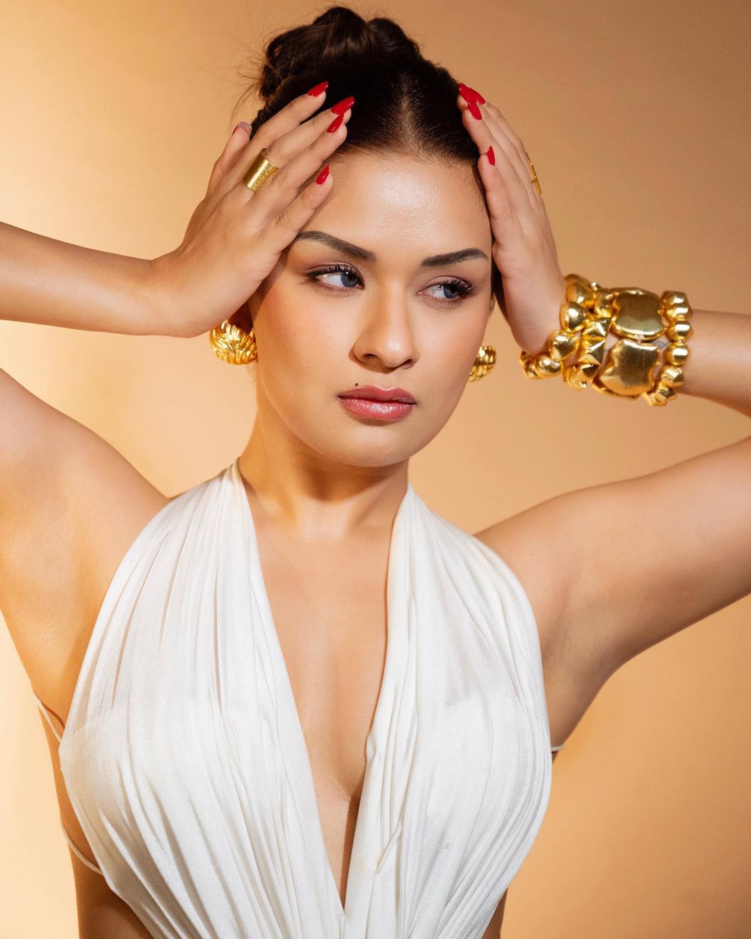 Avneet Kaur's Jaw-Dropping Backless Gown Grabs Attention