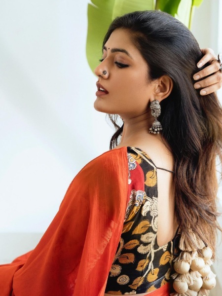 Eesha Rebba opens up about About Experiencing Body Shaming And Colourism