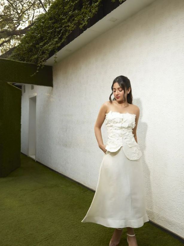 Catherine Tresa Photo