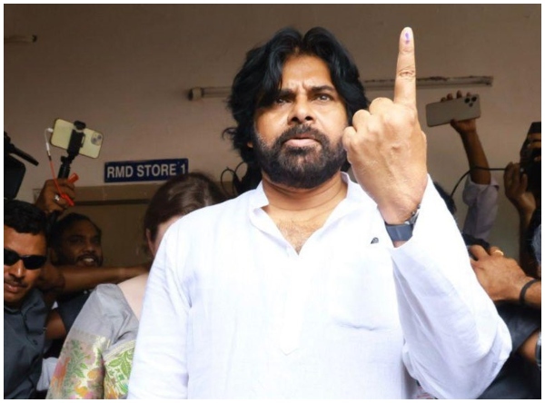 Loksabha election 2024: Chiranjeevi, Rajamouli and Other tollywood Celebs Cast Their Vote