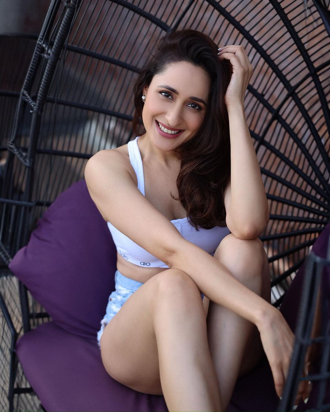 Pragya Jaiswal Latest Photos Pragya Jaiswal Hot Pics Pragya Jaiswal