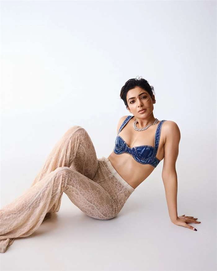 embracing her charms and adding a dash of glamour that has captivated her audience.