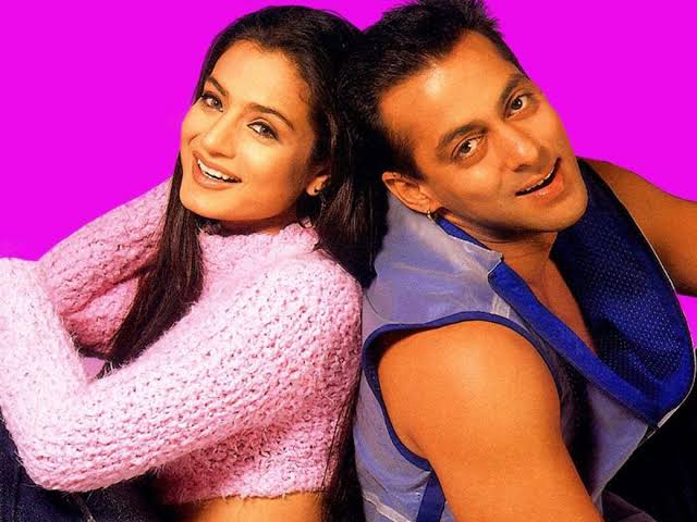अमीषा पटेल बॉलीवुड की एक पॉप्युलर अभिनेत्री है और आपको बता दें कि 49 साल की उम्र में भी उन्होंने अभी तक शादी नहीं की है