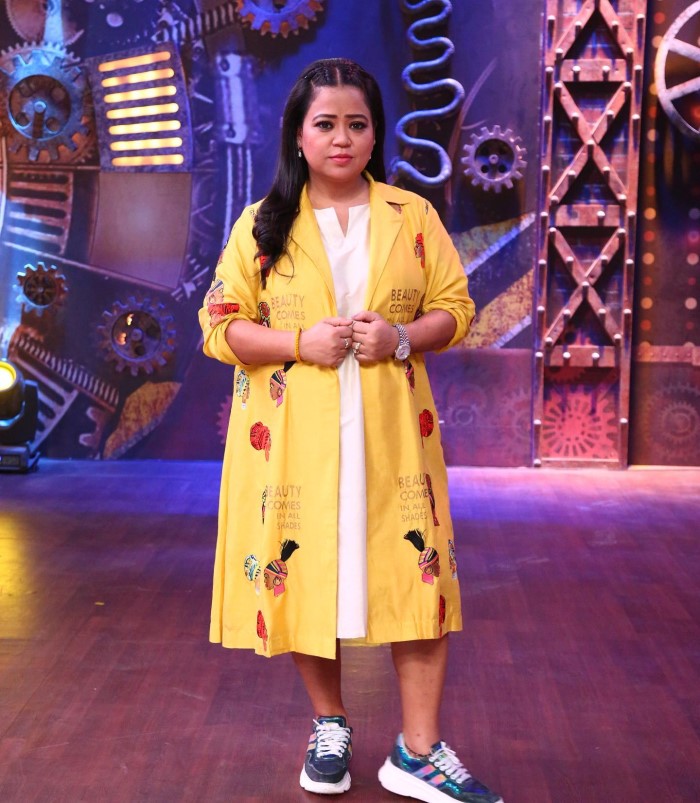 भारती सिंह को यूट्यूब व्लॉग्स के जरिए भी अपनी जिंदगी से जुड़े हुए अपडेट्स को शेयर करती रहती हैं