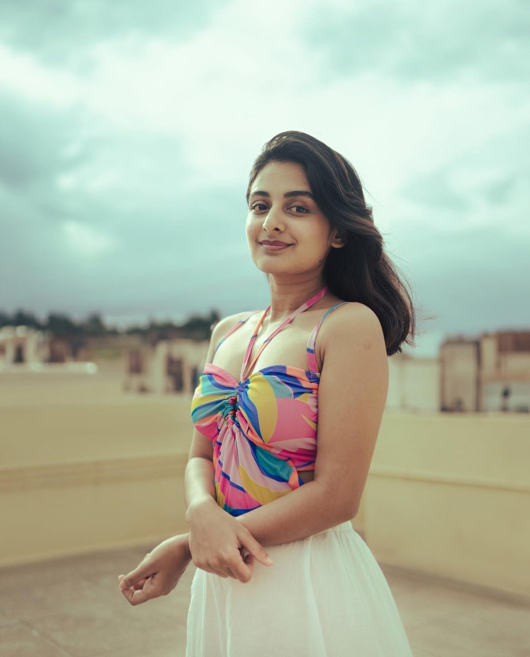 In her latest pics, Esther Anil exudes timeless beauty and charm