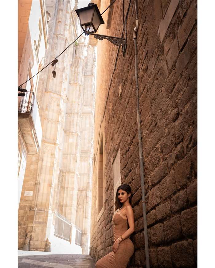 Roy's ability to blend fashion with travel photography has garnered much appreciation from her followers.