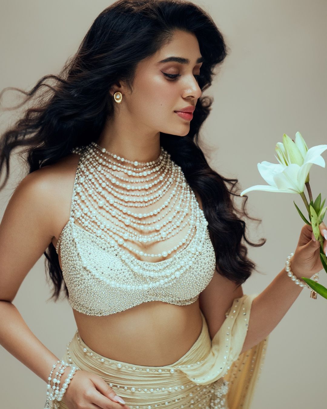 Krithi Shetty radiates in her Tarun Tahiliani saree