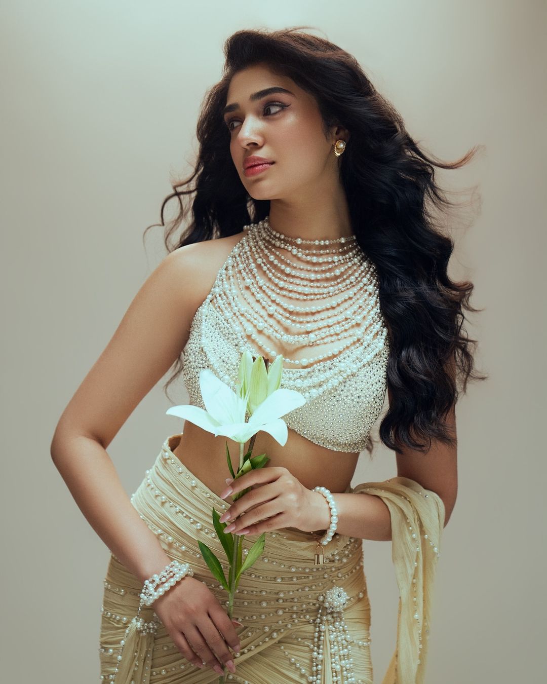 Krithi Shetty's stunning saree look is pure sophistication