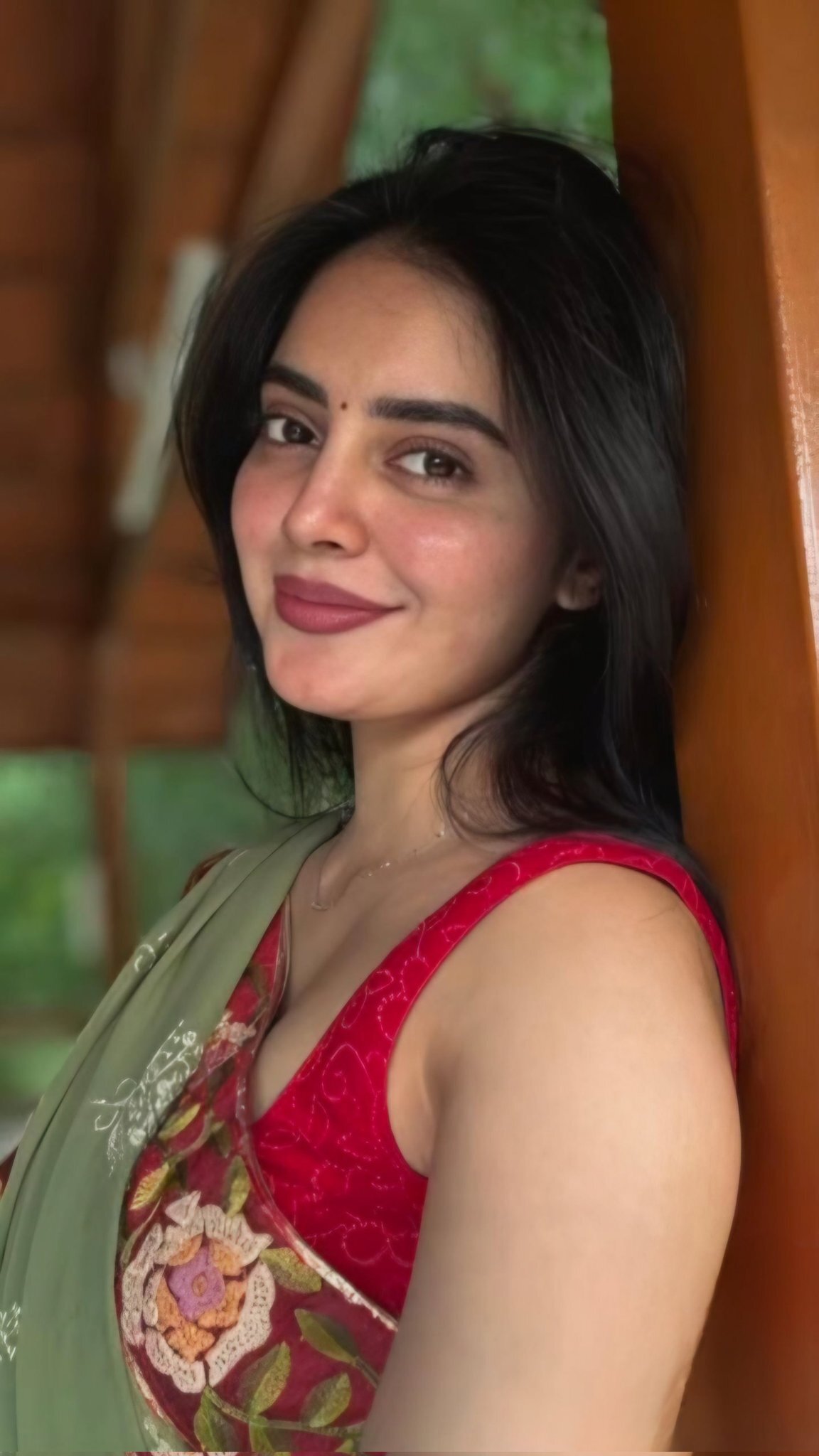 Kushitha Kallapu Stunning and Sizzling Photos Trending in Instagram