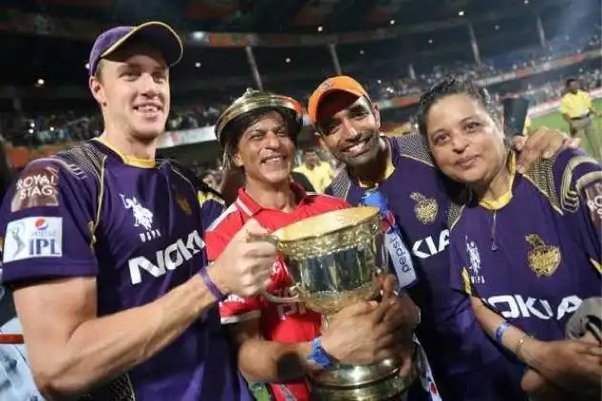 Shehnaz also attended the celebration when the Kolkata Knight Riders won the IPL Trophy in 2014.