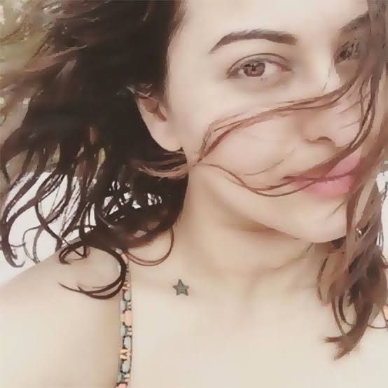 Sonakshi Sinha has a tiny star tattooed on her collarbone