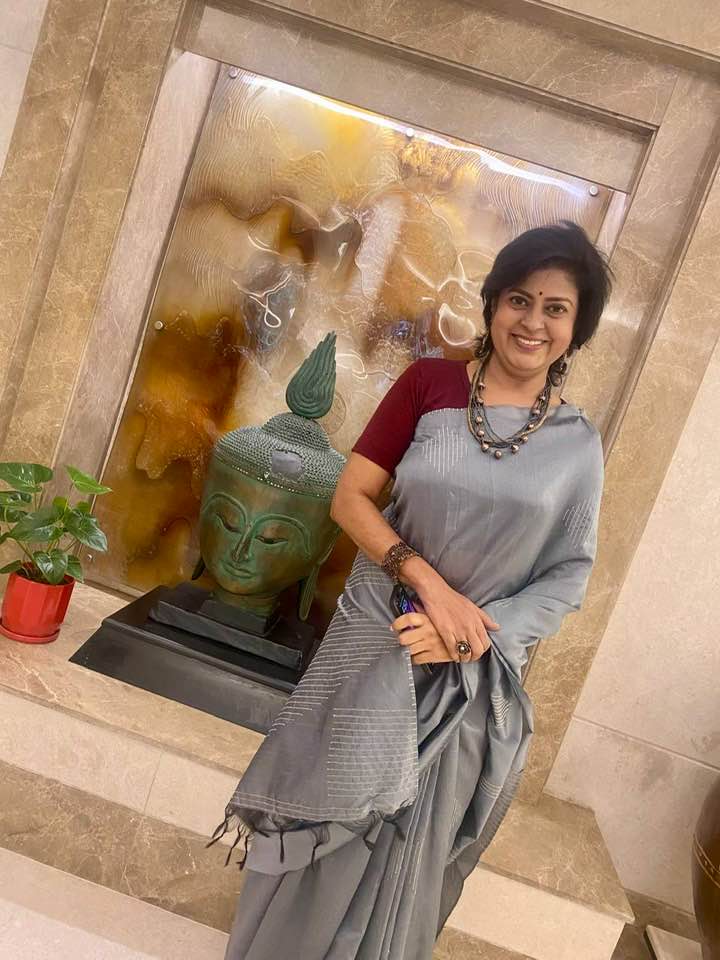 Aparna Vastarey battled lung cancer for the last two years before her passing.