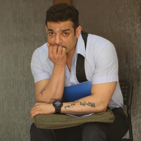 जानकारी के लिए आपको बता दें कि करण पटेल को कई बार बिग बॉस का भी ऑफर आ चुका है