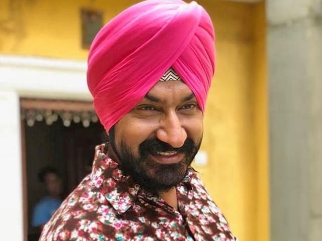 गुरुचरण आगे कहते हैं कि 
