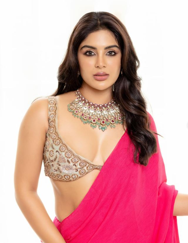Heroine Samyuktha Menon Photos