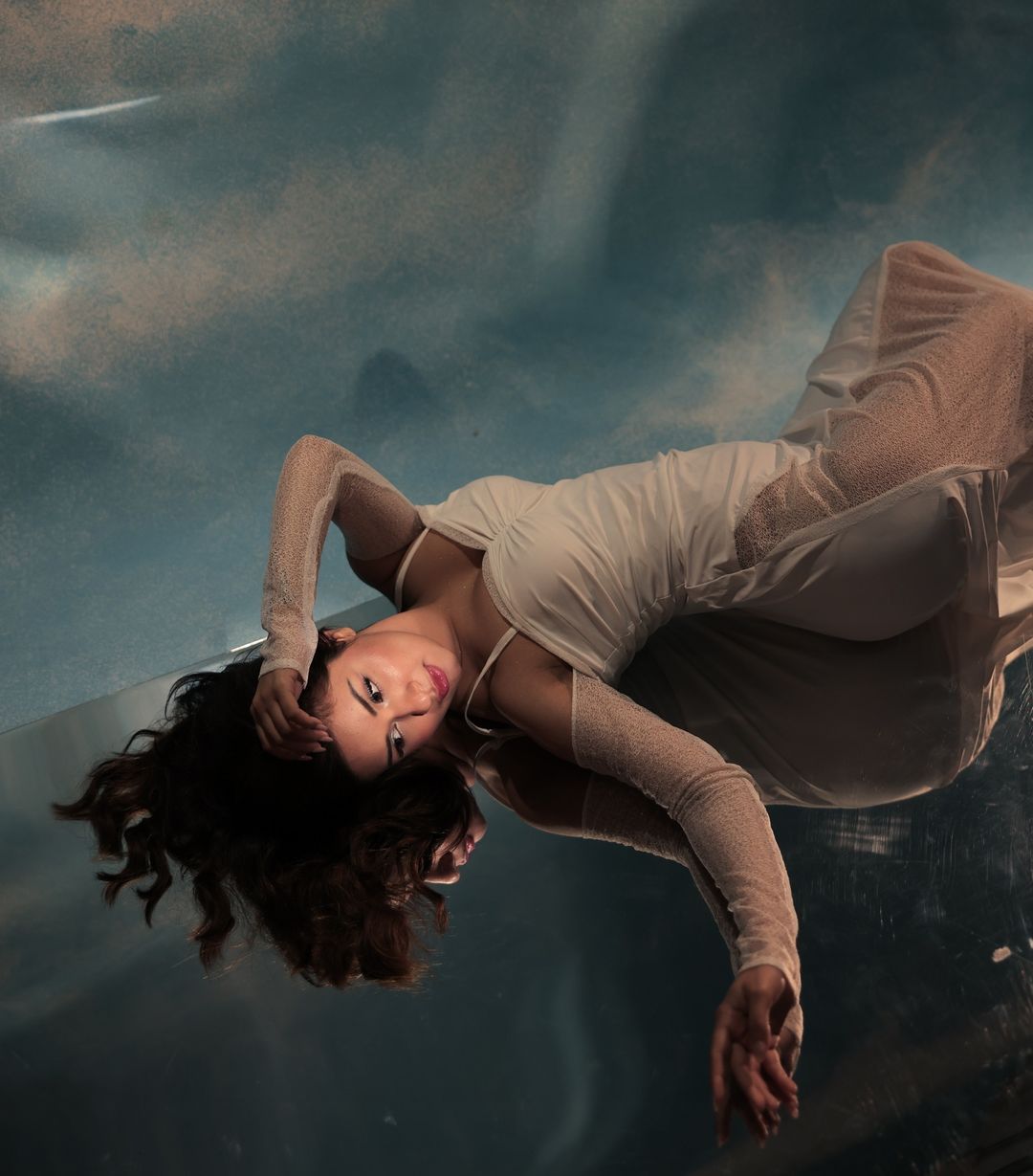 Avneet Kaur Stuns Fans With Ethereal 