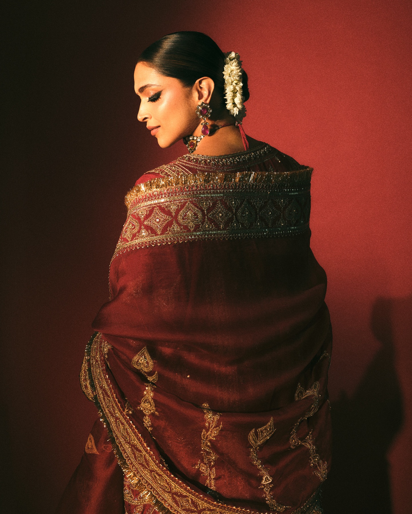 Deepika Padukone will give birth to her child on 28 September