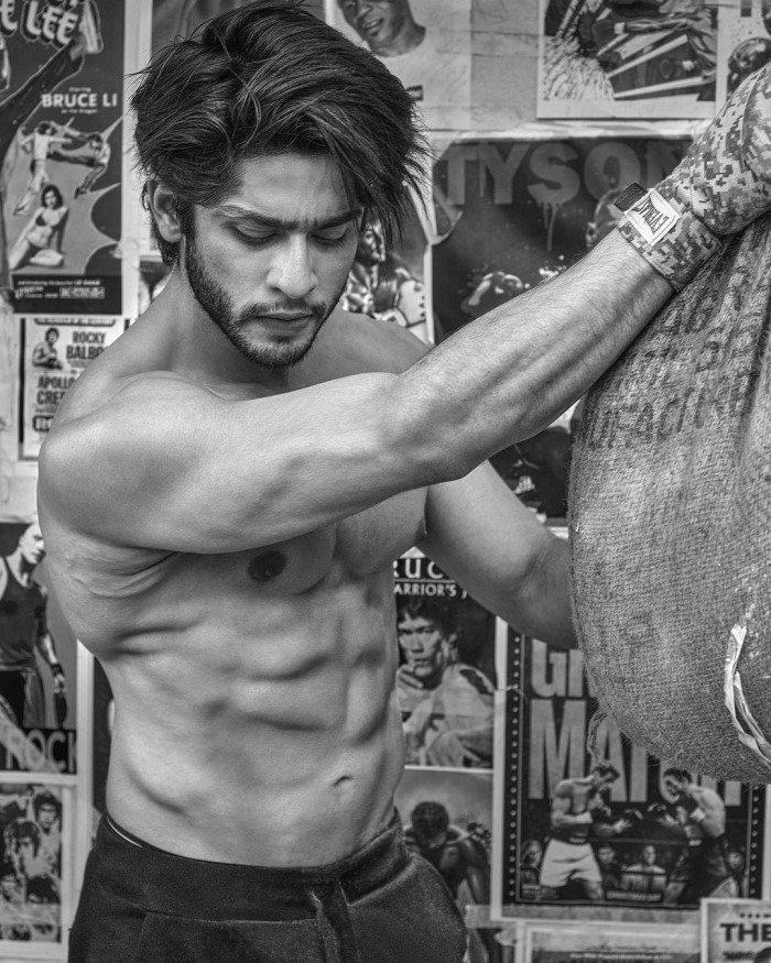 Jibraan Khan, who played Sahir in Ishq Vishk Rebound, is known for his acting and his fitness. He has a strong, muscular body thanks to his regular workouts