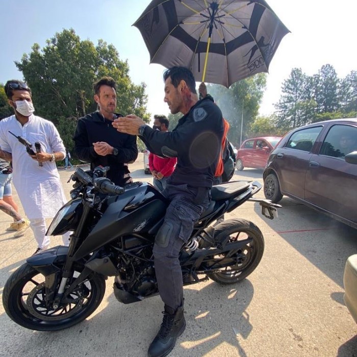 वेदा फिल्म में जॉन अब्राहम के साथ में शरवरी वाघ को देखा जाने वाला है