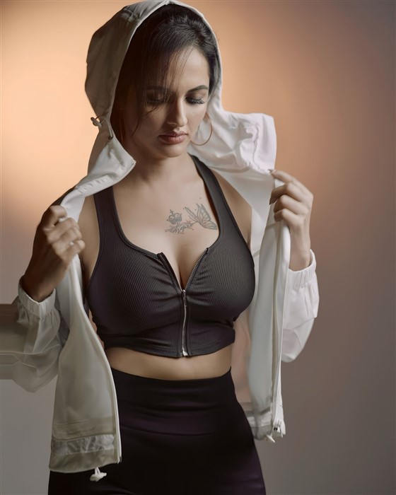 Jyothi Poorvaj looks firey hot in this pictures