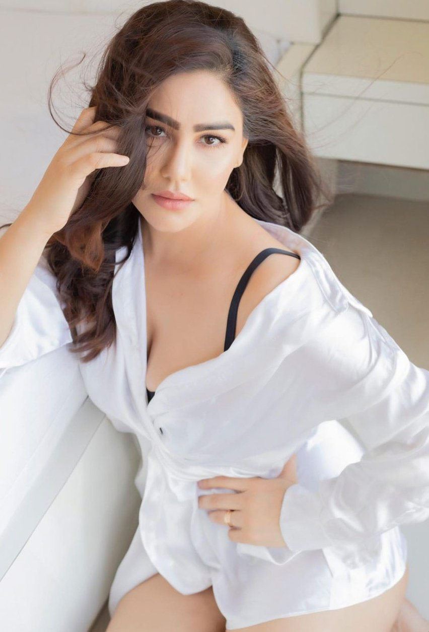 Kangna Sharma’s latest photoshoot features a series of breathtaking images.