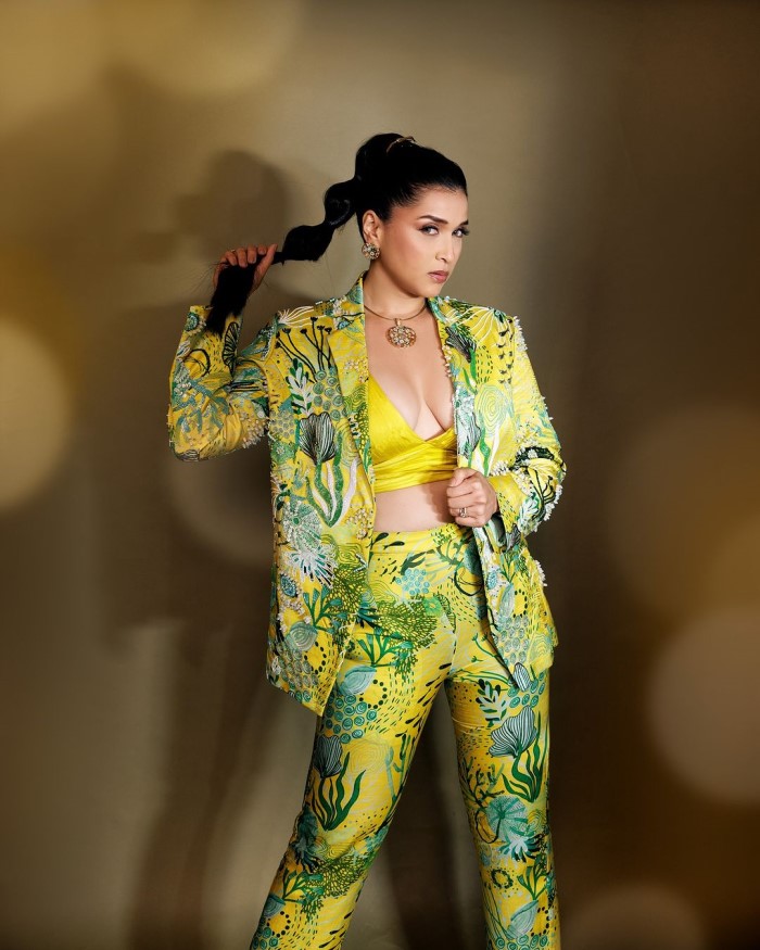 The eye-catching look was created by a talented team of professionals.