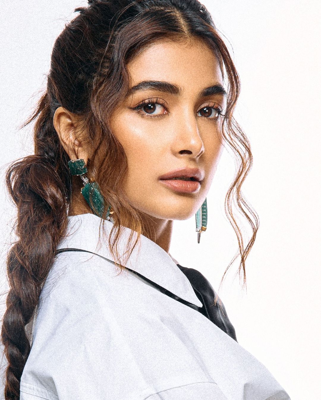 Pooja Hegde latest photos