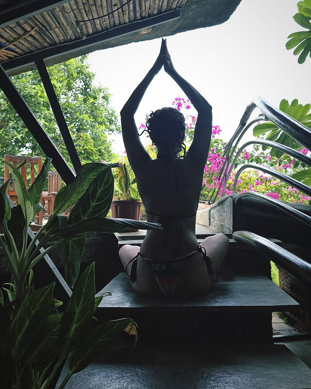 Poonam Pandey's backpose photoshoot quickly went viral on social media, garnering thousands of likes and comments