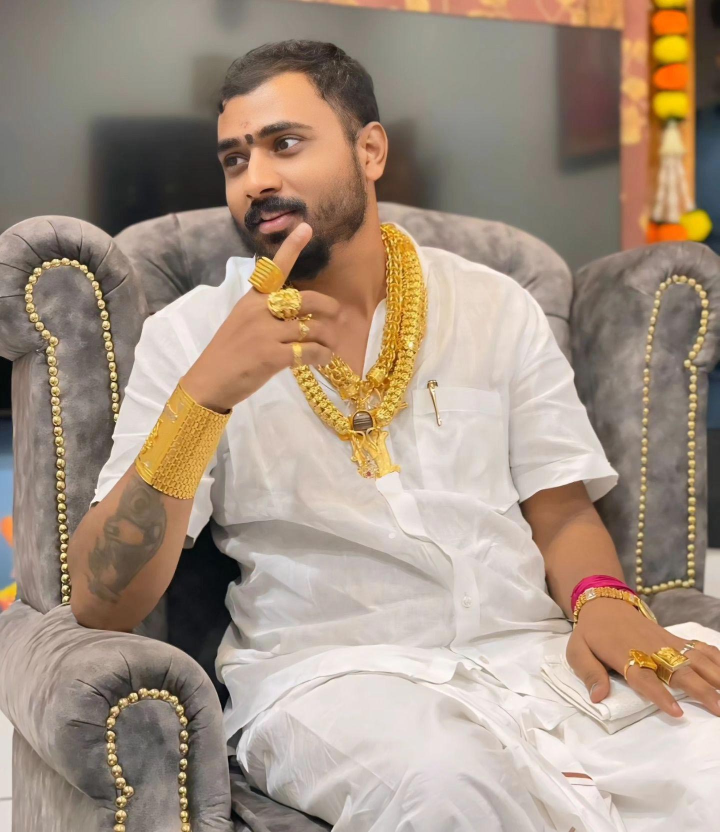 1. Gold Suresh: Social media sensation known for his extravagant lifestyle and love for gold jewelry.