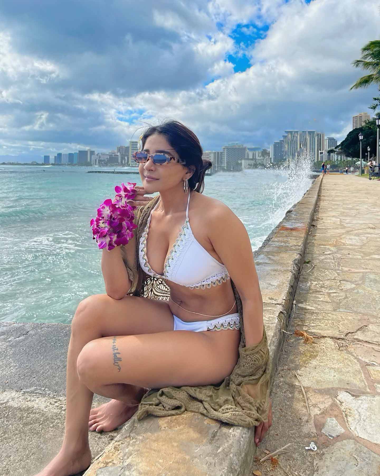 Sakshi Agarwal’s Stunning Swimsuit Photoshoot