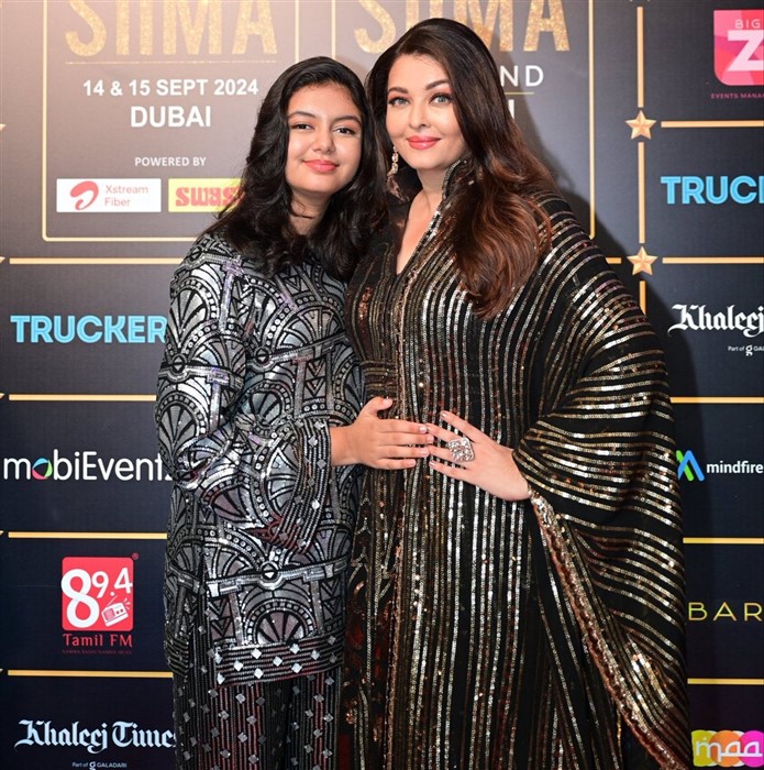 Aishwarya Rai Bachchan And Daughter Aaradhya Dazzle At SIIMA 2024