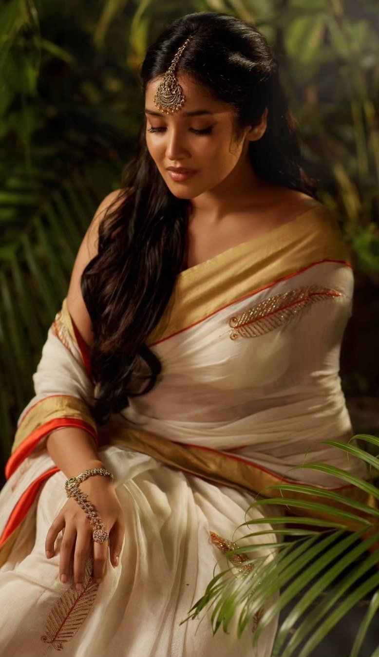 Anikha Surendran’s Onam Special Photoshoot