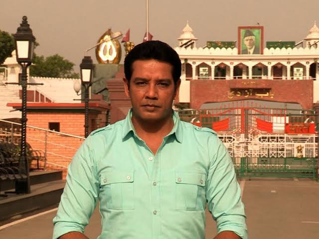 क्राइम पेट्रोल एक शो है जिसमें देश में बढ़ते हुए क्राइम को पूरी तरीके से दर्शाया जाता है।