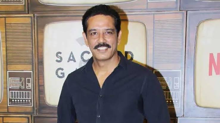 लेकिन आपको बता दें कि अब अनूप सोनी के लिए यह शो एक श्राप की तरह बन गया है