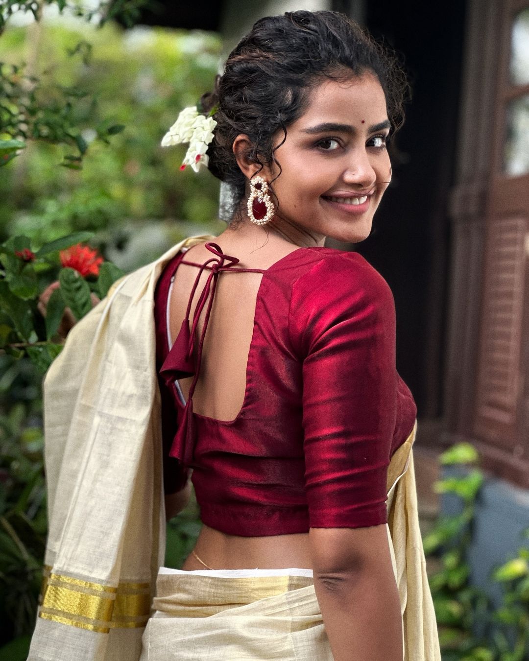 Anupama Parameswaran’s Onam Photoshoot 2024 photos