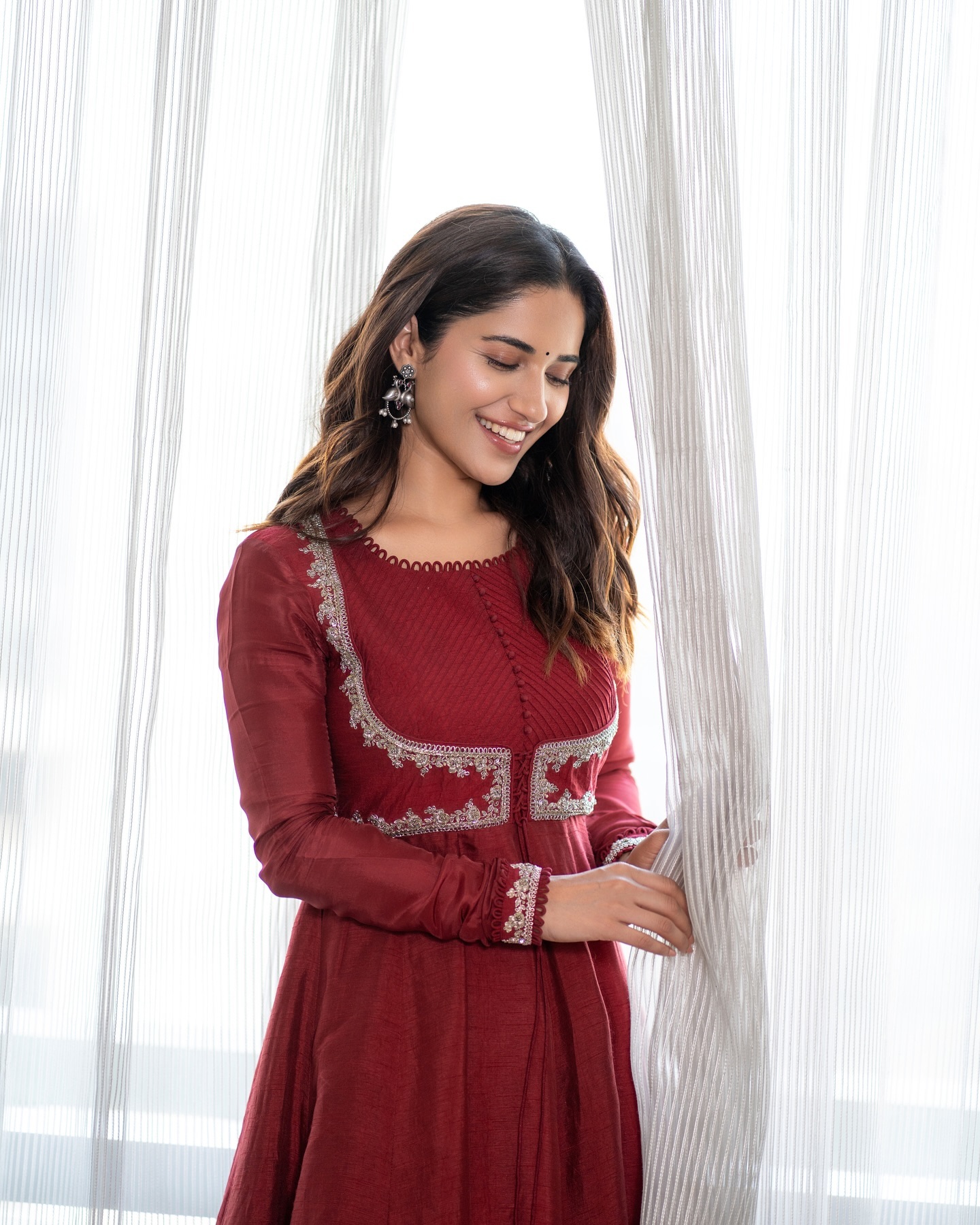 Ruhani Sharma photos