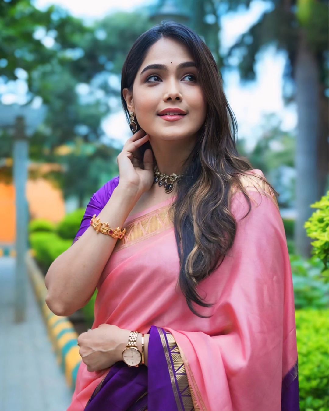 Mokshitha Pai is a popular Kannada television actress known for her roles in daily soaps like “Paaru” and 
