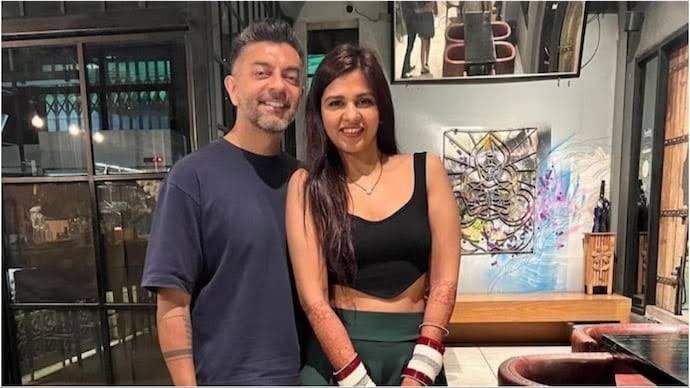 Dalljiet Kaur Husband Nikhil Patel Flaunts Engagement Ring Actress Shared A Post