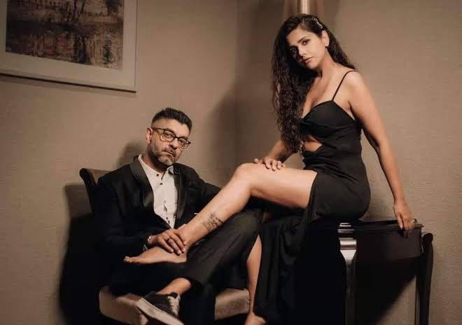 Dalljiet Kaur Husband Nikhil Patel Flaunts Engagement Ring Actress Shared A Post