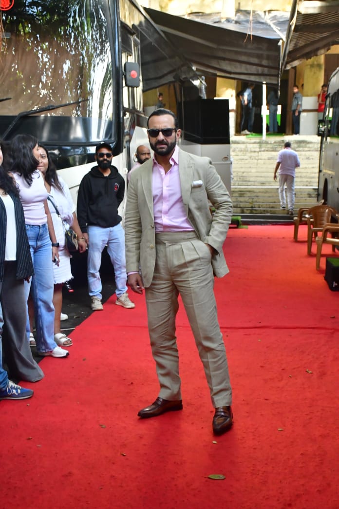 Saif Ali Khan Look For Their Latest Blockbuster's Promotion