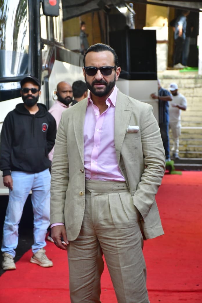 Saif Ali Khan Look For Their Latest Blockbuster's Promotion