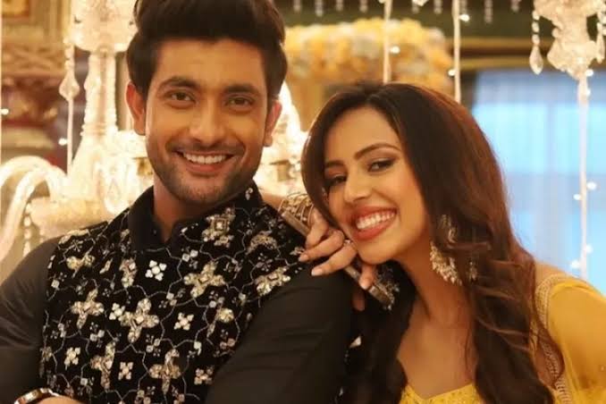 दरअसल अदिति हिंदू है और वही फहमान खान मुस्लिम धर्म से आते हैं