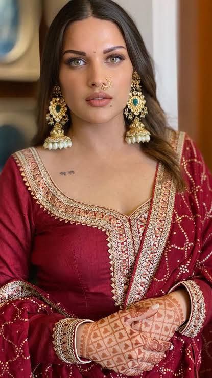 Himanshi Khurana Lost Work Due To Weight Gain Now Her Transformation