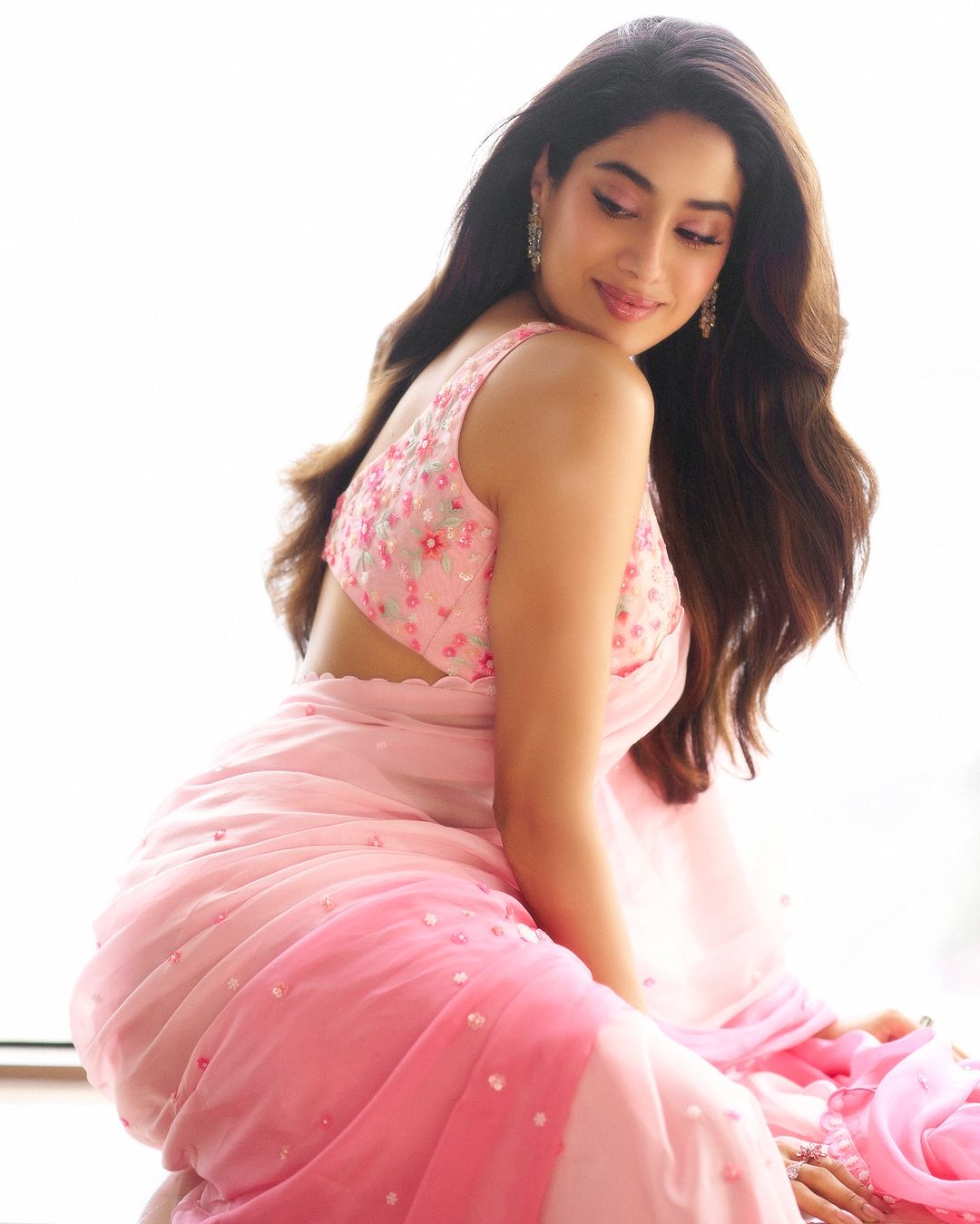 Janhvi Kapoor photos