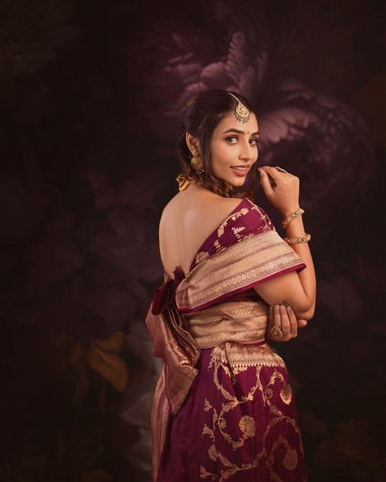 Sapthami Gowda Slim Look