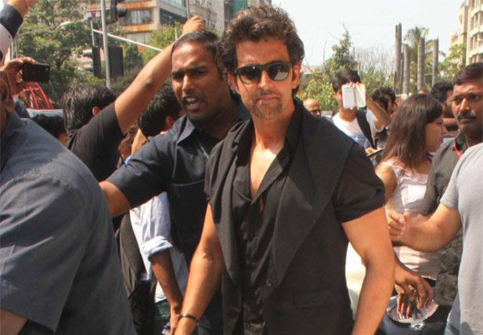 Mayur Shettigar (Hrithik Roshan): Mayur Shettigar, Hrithik Roshan’s bodyguard, earns ₹1.2 crore per year.