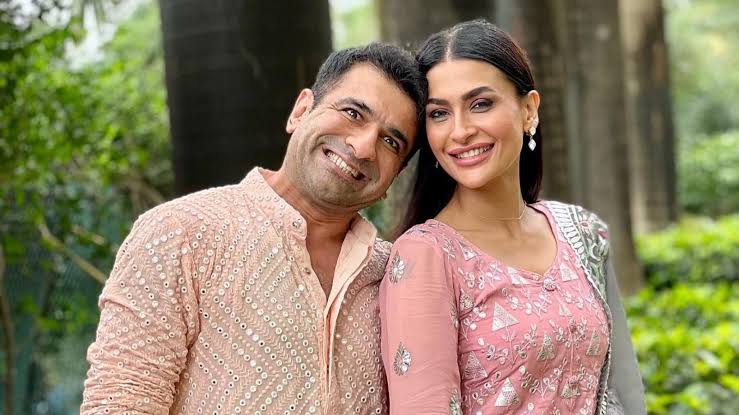 एक वक्त हुआ करता था जब पवित्रा पुनिया मशहूर टीवी अभिनेता एजाज खान के साथ में रिलेशनशिप में थी साथ ही दोनों के रिलेशनशिप के चर्चे हमेशा बने रहते थे